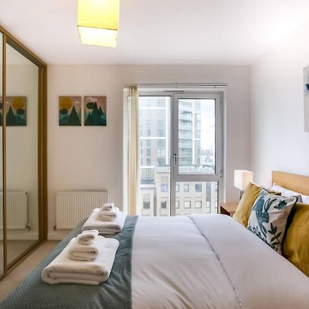 Guestready - Comfort By The Thames, W/ Balcony London Exterior photo