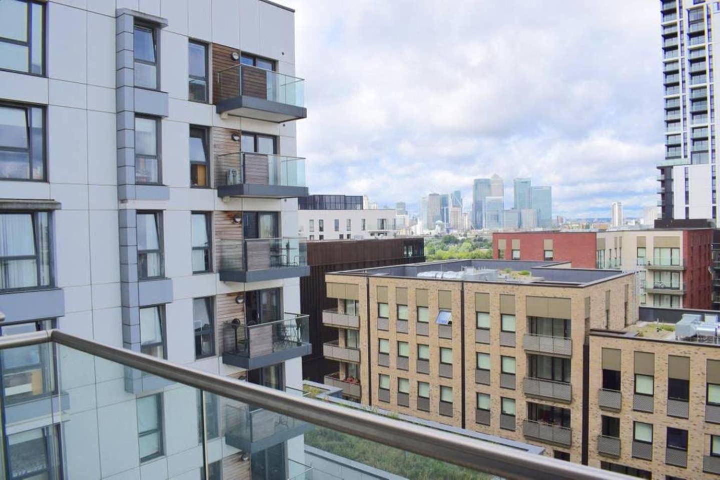 Guestready - Comfort By The Thames, W/ Balcony London Exterior photo